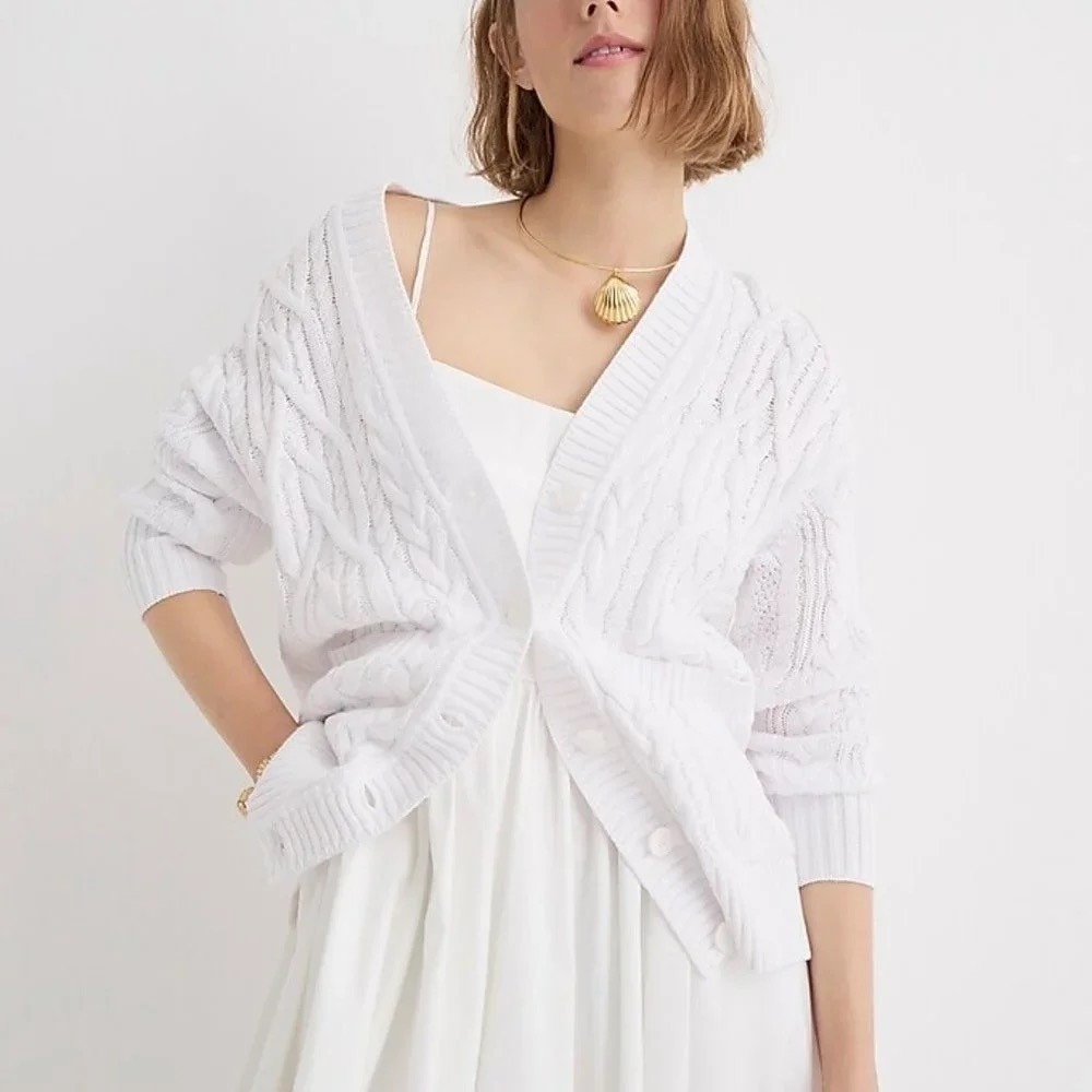 J. CREW Cableknit V Neck Cardigan Sweater Solid White Cable Knit Pockets Medium